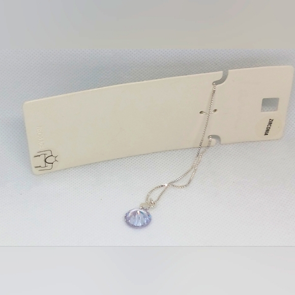 ✨️NWT IAM 2PC SILVER SET✨️ - Picture 3 of 7